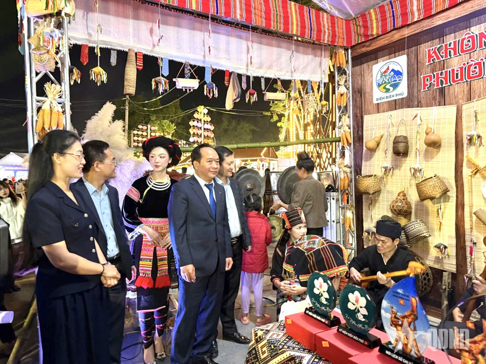 Điện Biên: Hơn 200 gian hàng trưng bày, quảng bá sản phẩm văn hóa, du lịch